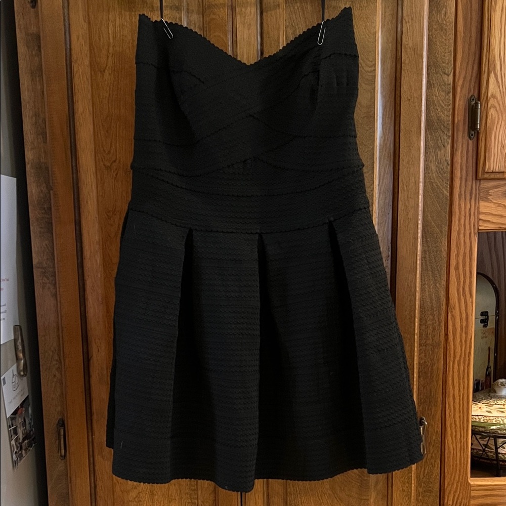 Elegant Black Strapless Dress